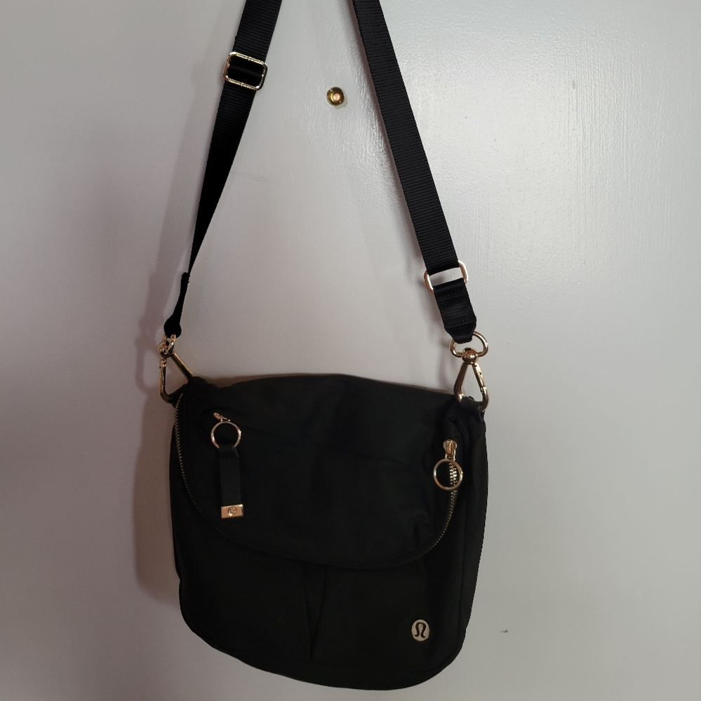 Lulumon Shoulder/Crossbody Bag